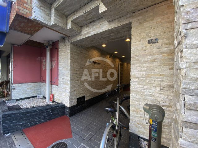 コスモハイツ阿波座のエントランス|コスモハイツ阿波座　エントランス