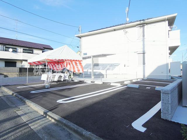 フォレストの駐車場