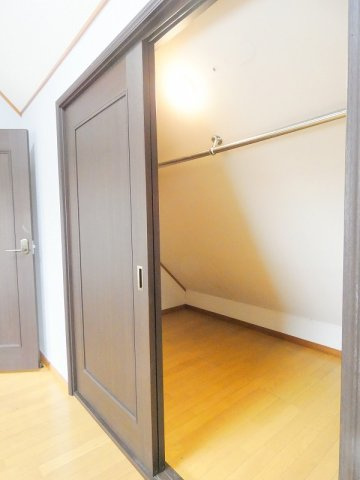 部屋数ゆったり８ＬＬＤＫの収納