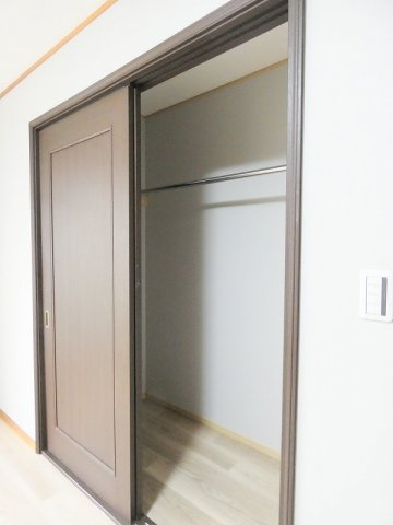部屋数ゆったり８ＬＬＤＫの収納