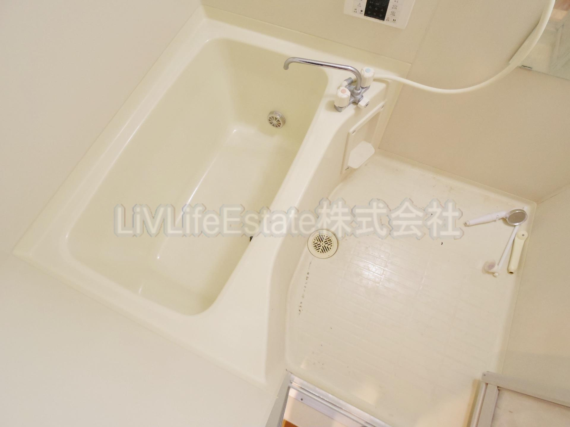 コンフォートテラス　Ｃの浴室