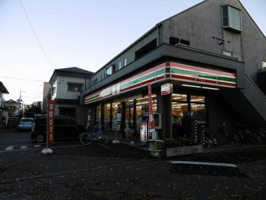 セブンイレブン柳橋店まで318m
