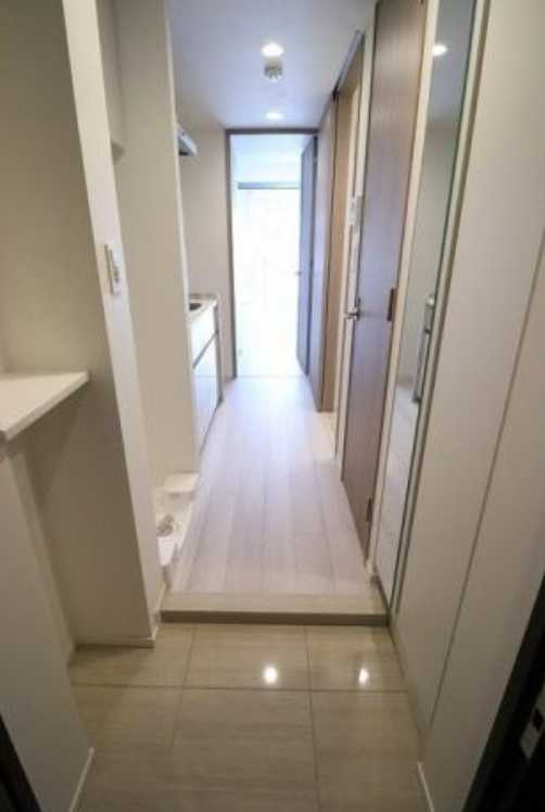 ベルファース駒沢三丁目　礼金0　フリーレント2か月　築浅の玄関