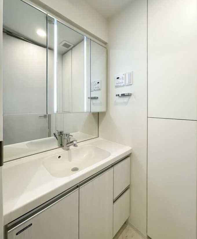 JP noie 駒沢大学　ネット無料　オートロック　追焚の洗面所