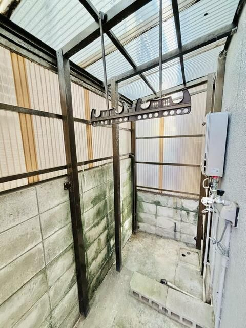 毛見戸建　１４３７－２３５のバルコニー