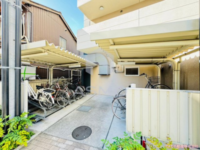 【エントランス】 | ラピスラズリ