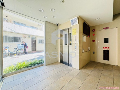 【ロビー】 | ラピスラズリ