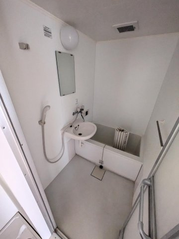 あおばビルの浴室