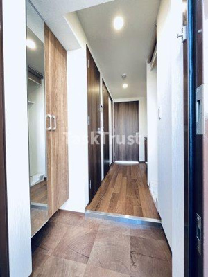 【玄関】 | ロイヤルクィーンズパーク浪速