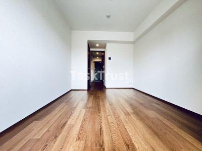 【居間・リビング】 | ロイヤルクィーンズパーク浪速