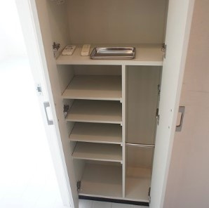 ハイリーフ上野の玄関|シューズボックス