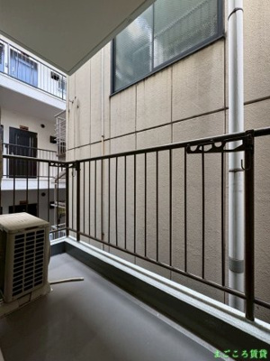 【バルコニー】 | 銀玉ハイツ