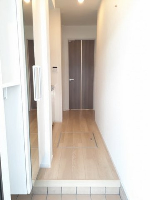 【玄関】 | アミーゴⅡ | 収納もある玄関です