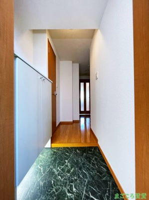 【玄関】 | インベスト本町WEST