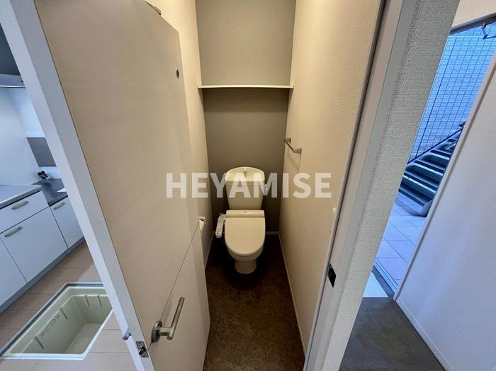 ハピネスAのトイレ