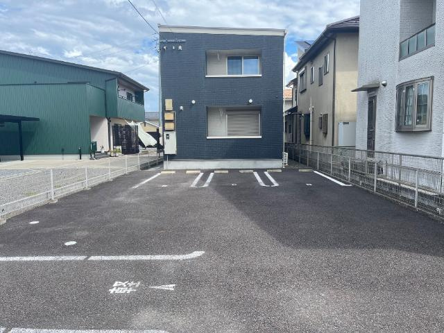 レヴァータの駐車場|外観写真（昼）