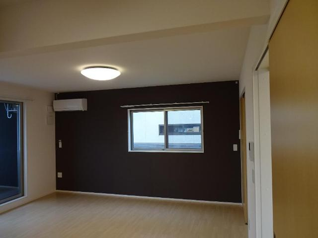 レヴァータの居間・リビング|リビング