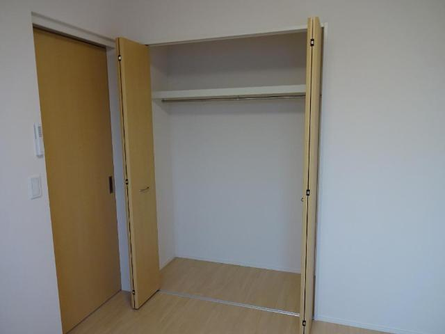 レヴァータの収納|クローゼット