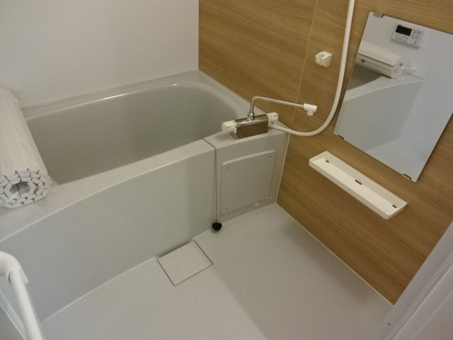 メゾン　ハヤブサ Ａの浴室|バス