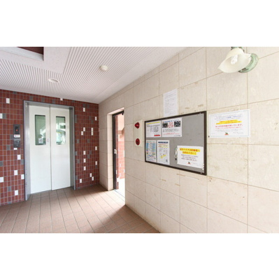 【エントランス】