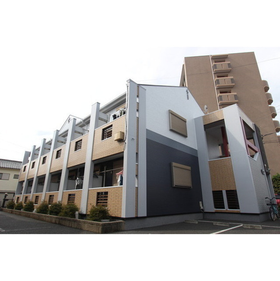 【外観】 | エム　カルチェ | ベランダ側全景