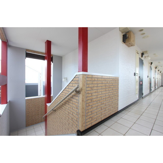 【外観】 | エム　カルチェ | 2階通路