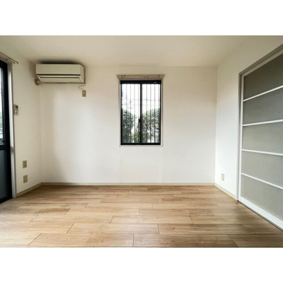 【居間・リビング】 | 洋室