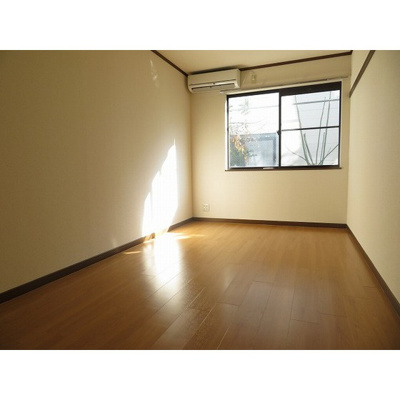 【居間・リビング】 | ヴェルディ下馬 | 居室