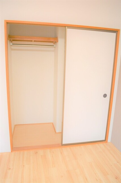 楠小路　C棟の収納|クローゼット（南洋室）