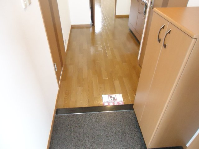 メゾンドゥーズの玄関|玄関　靴箱