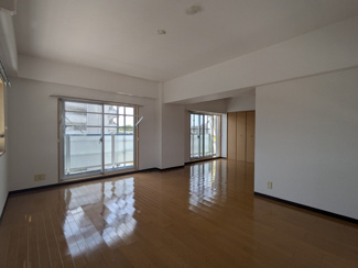 家具の配置も楽しい16.3帖のお部屋♪