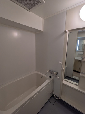 毎日の疲れを癒してくれるバスルーム♪