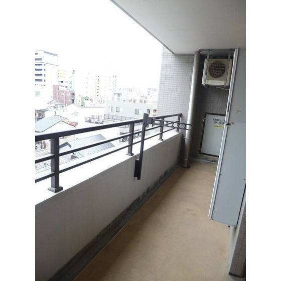 サングランパのバルコニー|バルコニー