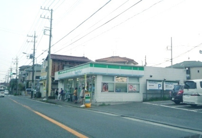 ファミリーマート400m