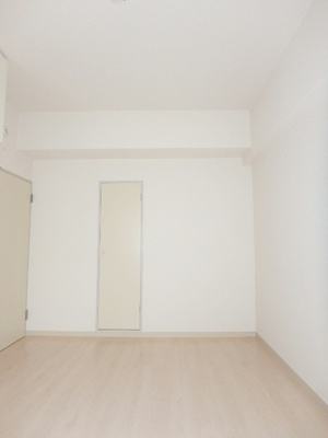 白を基調とした居室♪