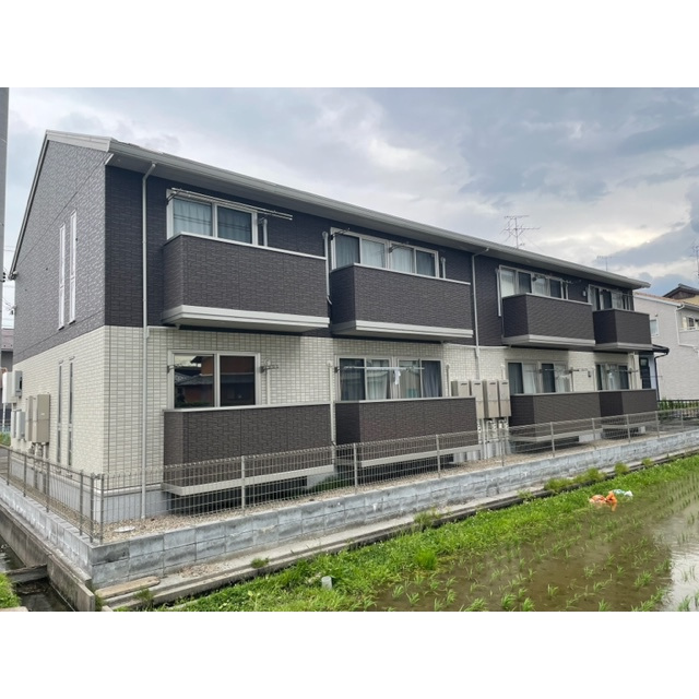 岐阜市茜部寺屋敷３丁目のアパート