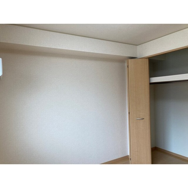 岐阜市柳津町南塚３丁目のアパートの収納