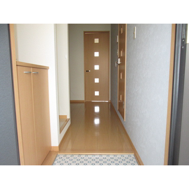 岐阜市茜部菱野３丁目のアパートの内装