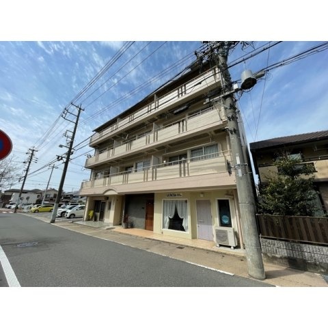 カワセコーポの外観|お問い合わせは美濃善不動産駅前店へ！