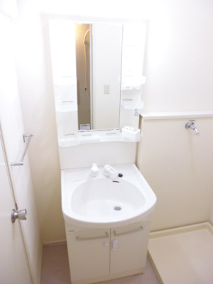 ★忙しい朝に嬉しい独立洗面台★
