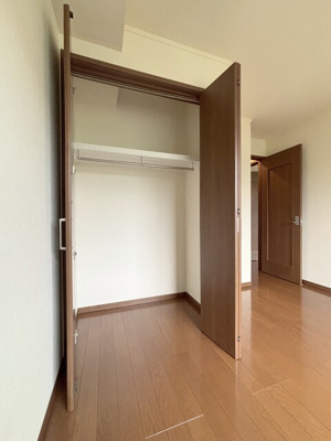 洋室6.8帖