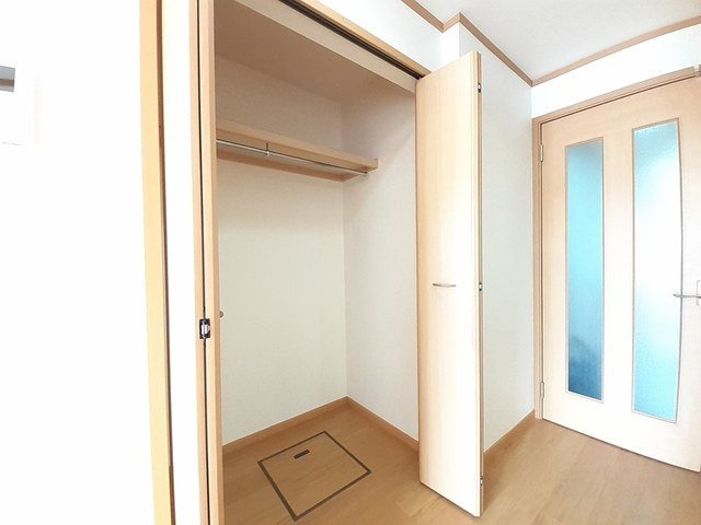 モワメームの収納|収納豊富です