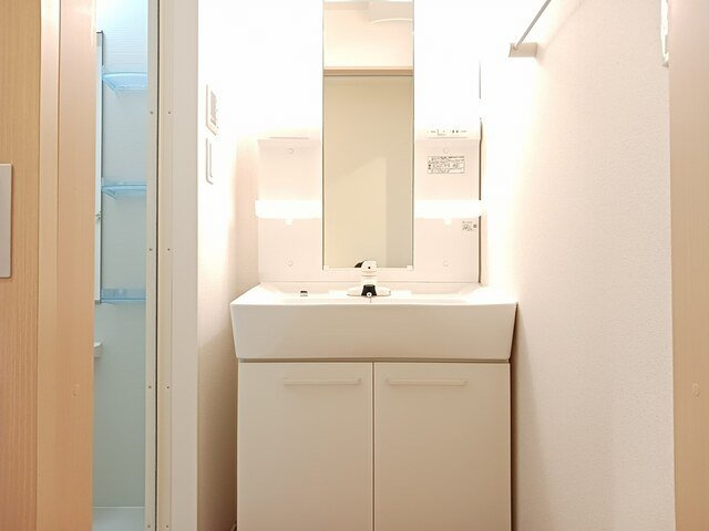 アクシズ小島の洗面所|使いやすい洗面所です