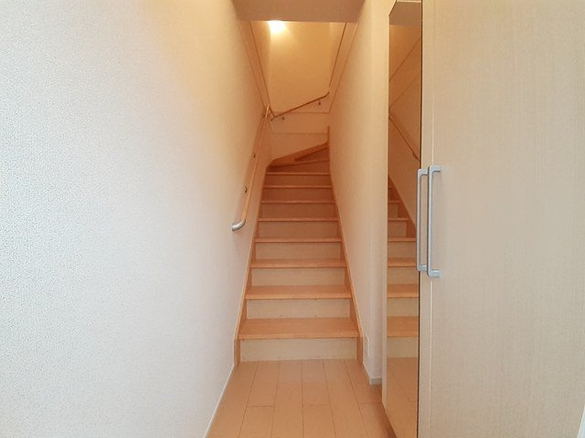 ソレイユ豊田の玄関|落ち着いた玄関です