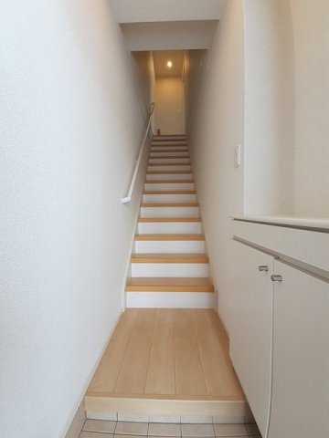 リブレ本郷Ⅰの玄関|ゆったりとした玄関です