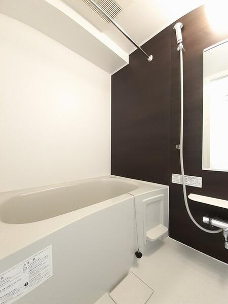 ハウオリ　エルアの浴室