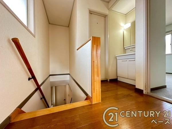 北葛城郡広陵町馬見南５丁目の中古一戸建の内装|■現地撮影写真■こちらは２階廊下部分です！