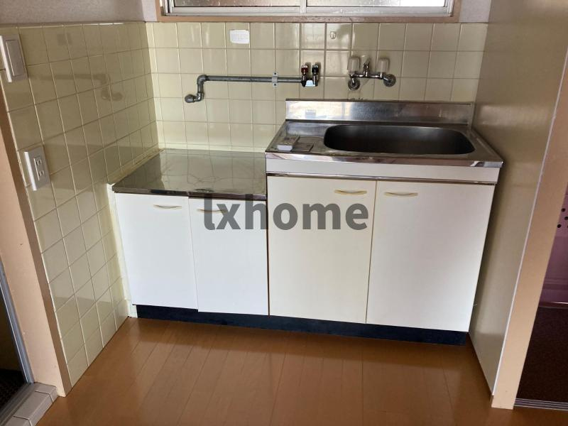 関山ビルのキッチン|きれいなキッチンです