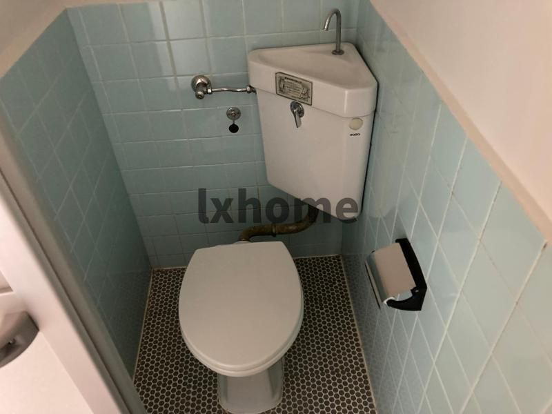 関山ビルのトイレ|シンプルで使いやすいトイレです