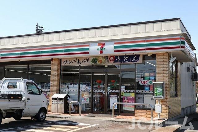 フィオーレ・ユリアⅡの周辺|セブンイレブン上越子安店まで800m